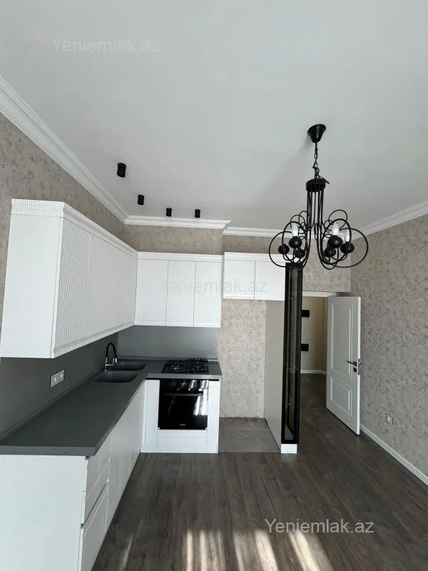 Satılır 2 otaqlı yeni tikili 60 m²