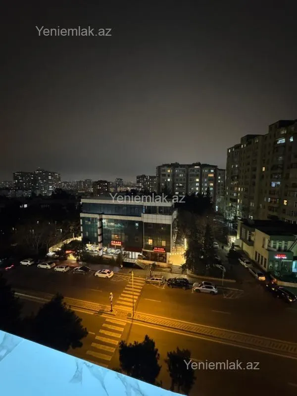 Satılır 2 otaqlı köhnə tikili 55 m²