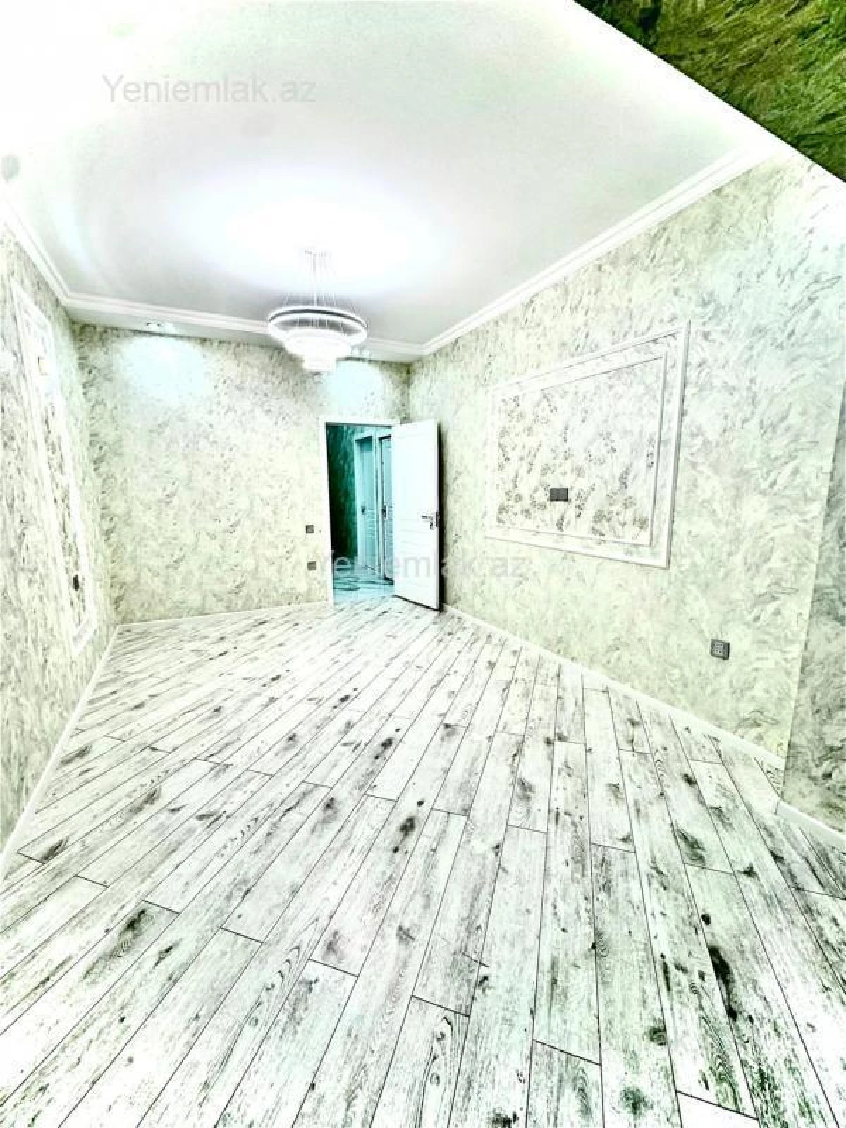 Satılır 2 otaqlı köhnə tikili 55 m²