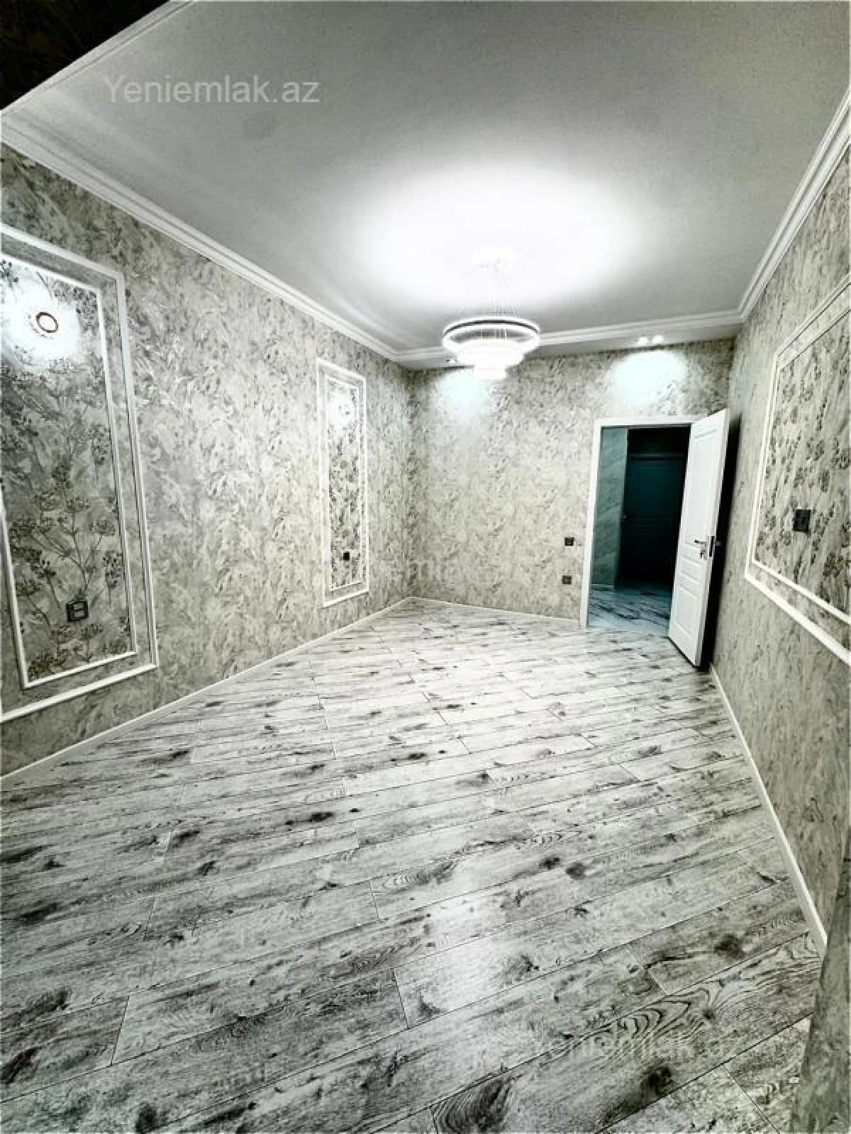 Satılır 2 otaqlı köhnə tikili 55 m²