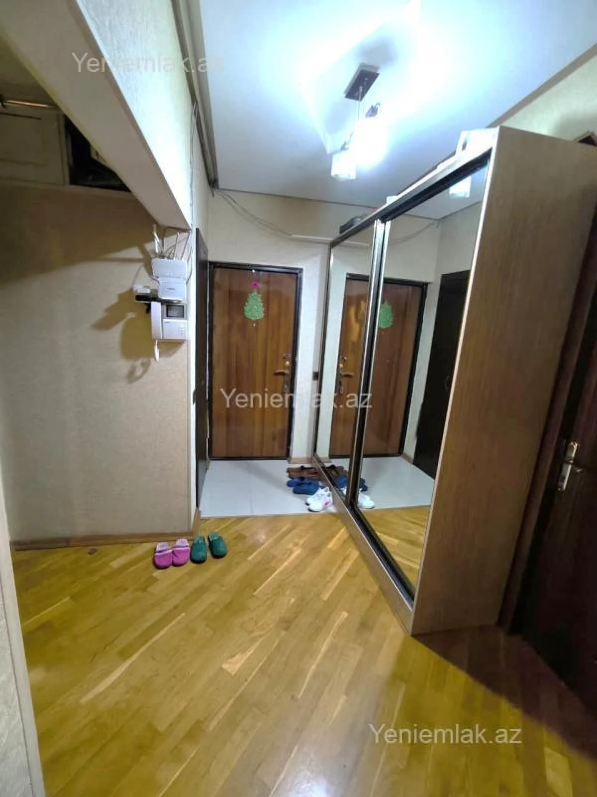 Satılır 3 otaqlı köhnə tikili 85 m²