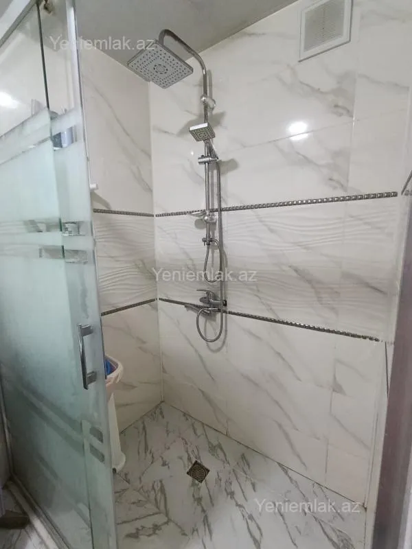 Satılır 3 otaqlı yeni tikili 67 m²