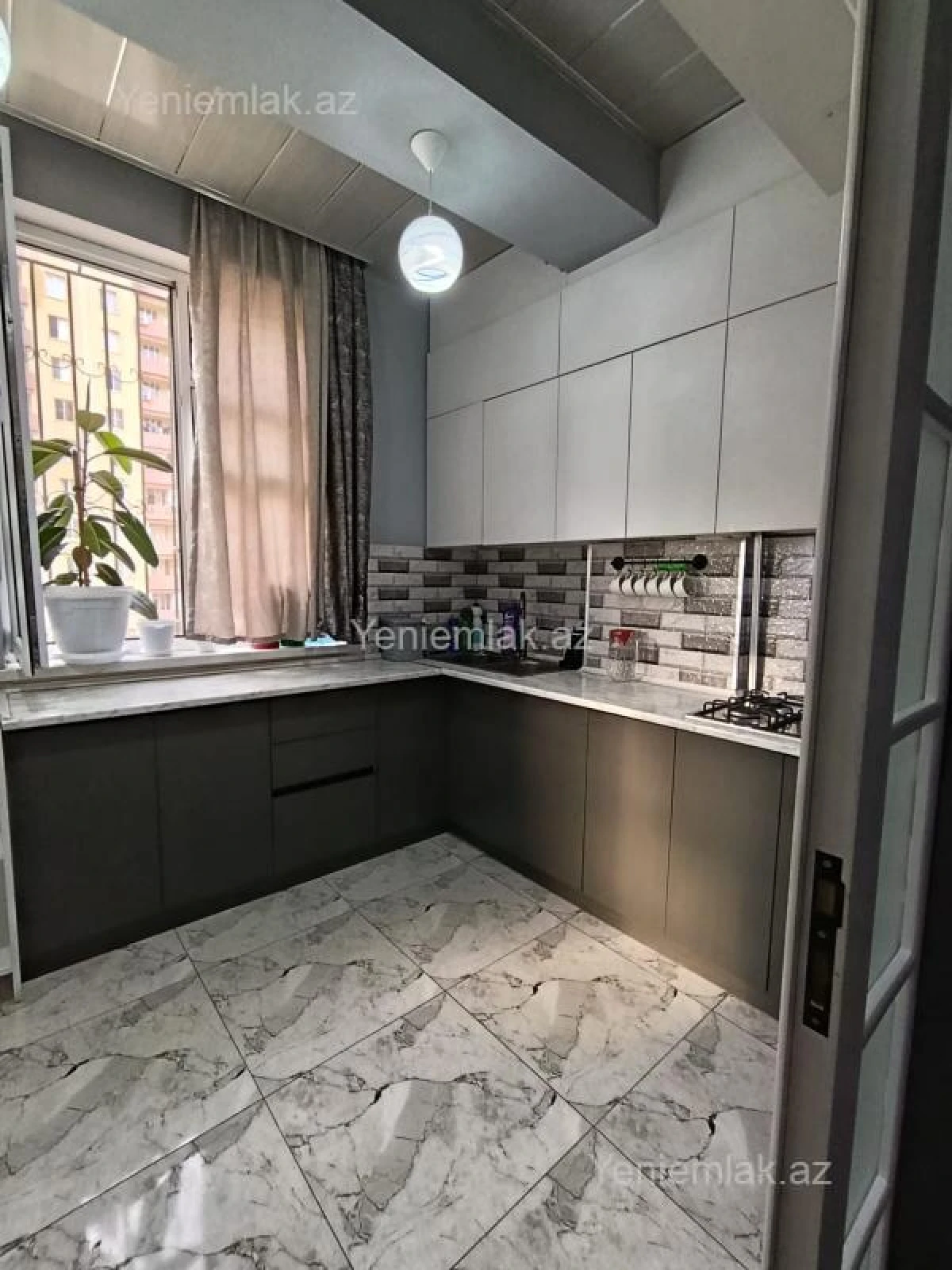Satılır 3 otaqlı yeni tikili 67 m²