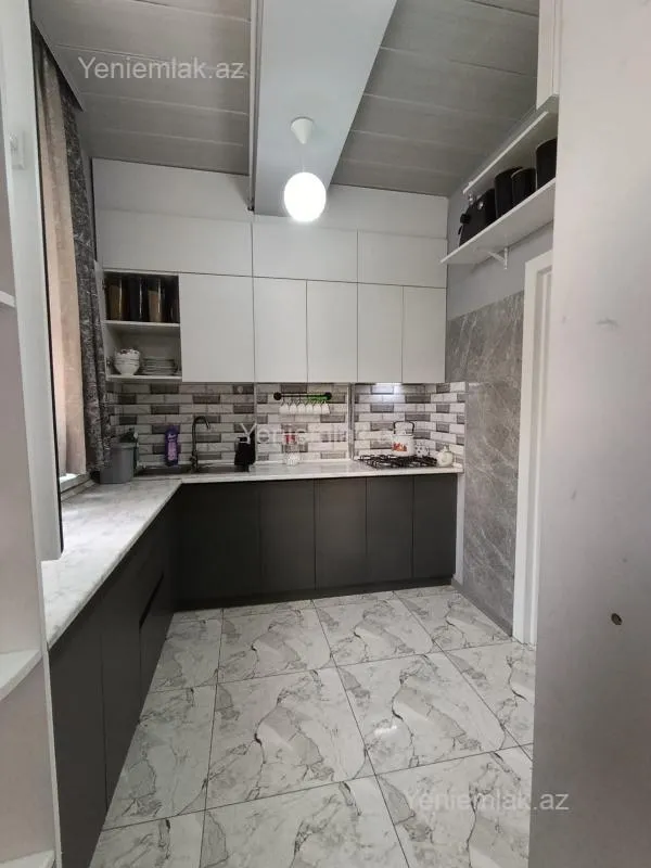 Satılır 3 otaqlı yeni tikili 67 m²