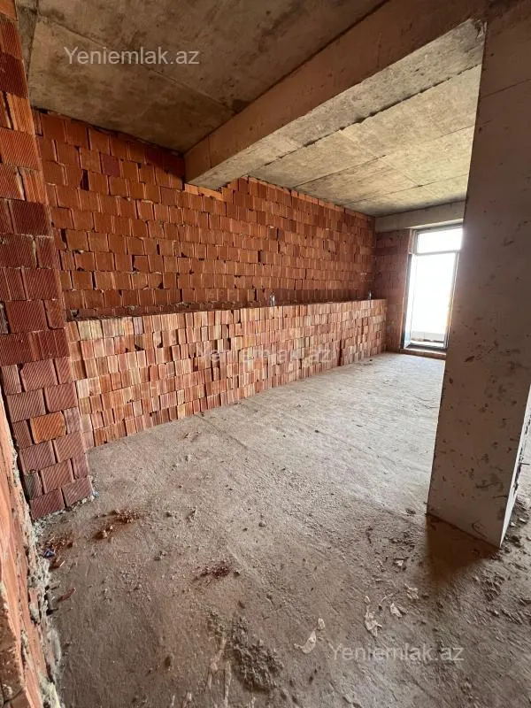 Satılır 3 otaqlı yeni tikili 102 m²