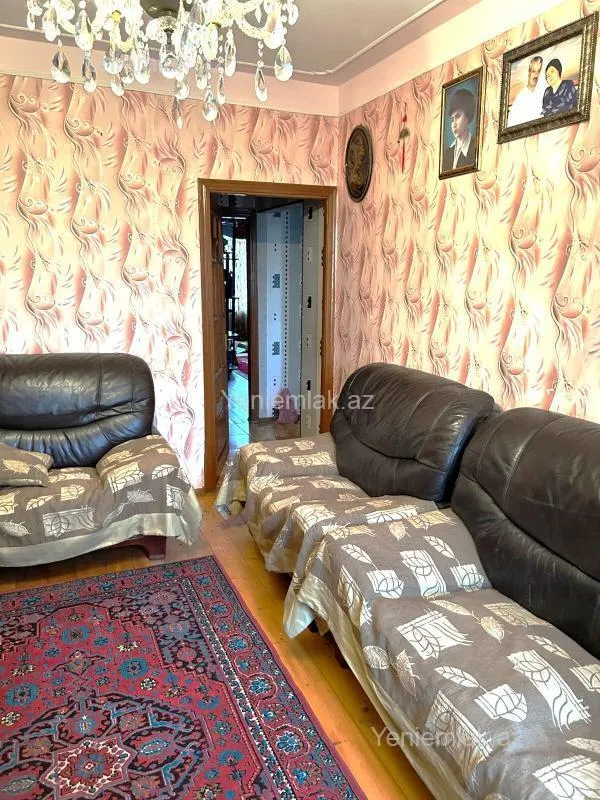 Satılır 3 otaqlı köhnə tikili 85 m²