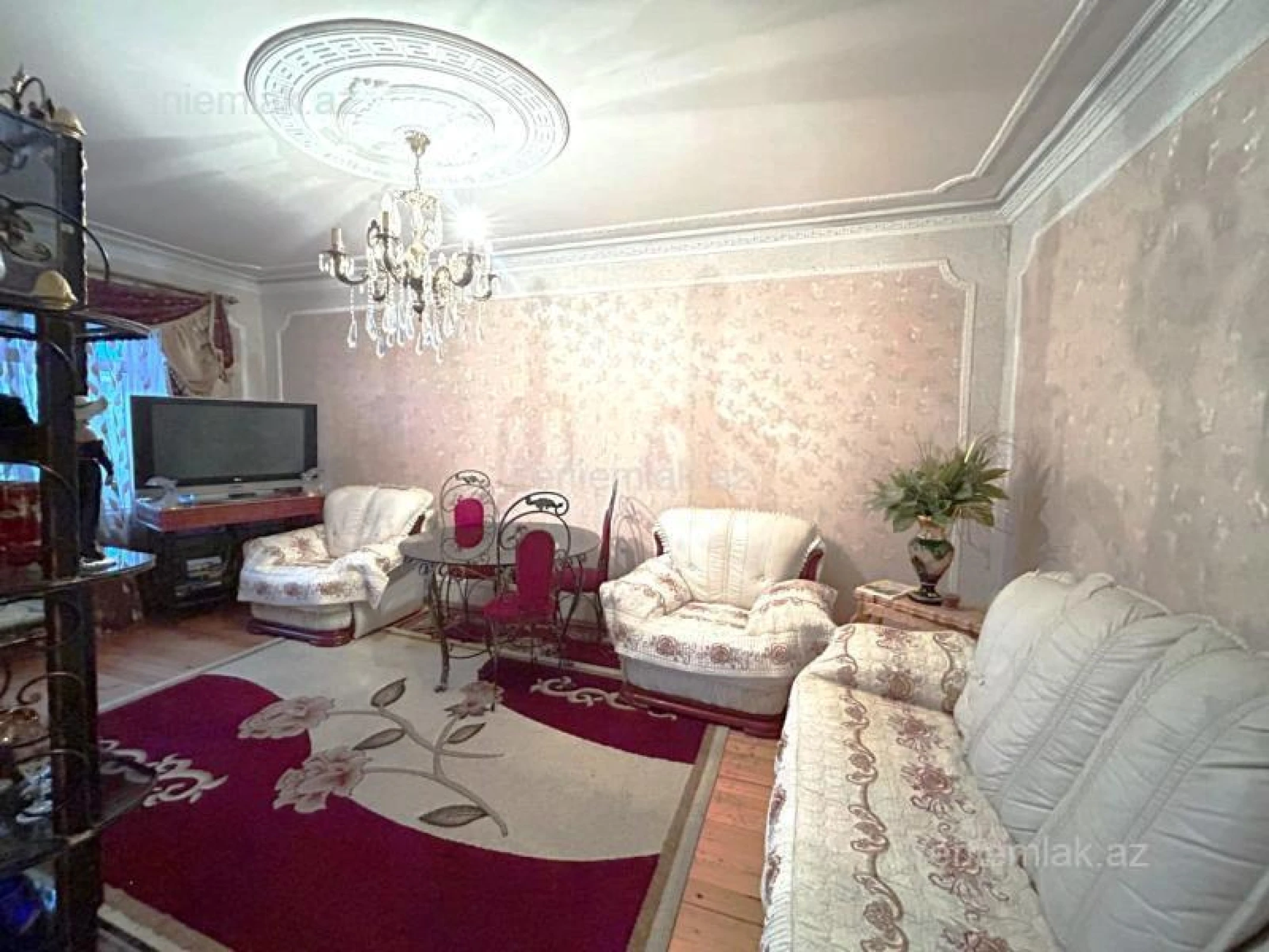 Satılır 3 otaqlı köhnə tikili 85 m²