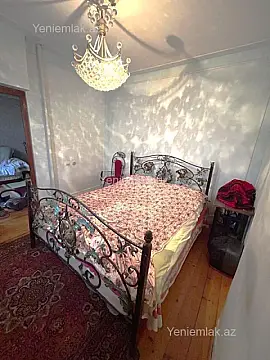 Satılır 3 otaqlı köhnə tikili 85 m²
