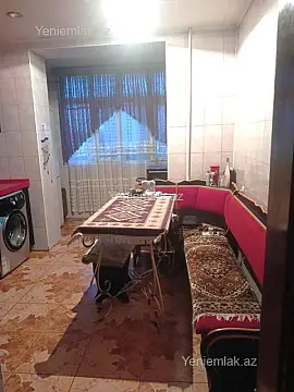 Satılır 3 otaqlı köhnə tikili 85 m²