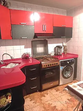 Satılır 3 otaqlı köhnə tikili 85 m²