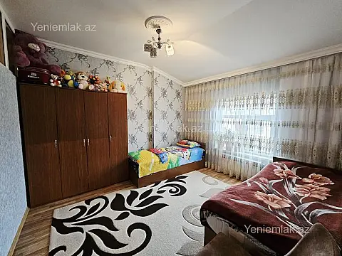 Satılır 3 otaqlı yeni tikili 70 m²