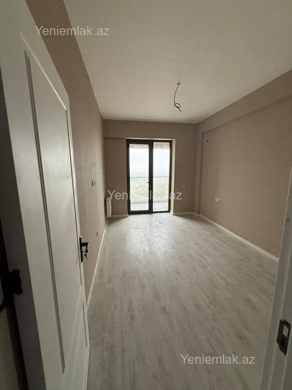 Satılır 5 otaqlı yeni tikili 127 m²