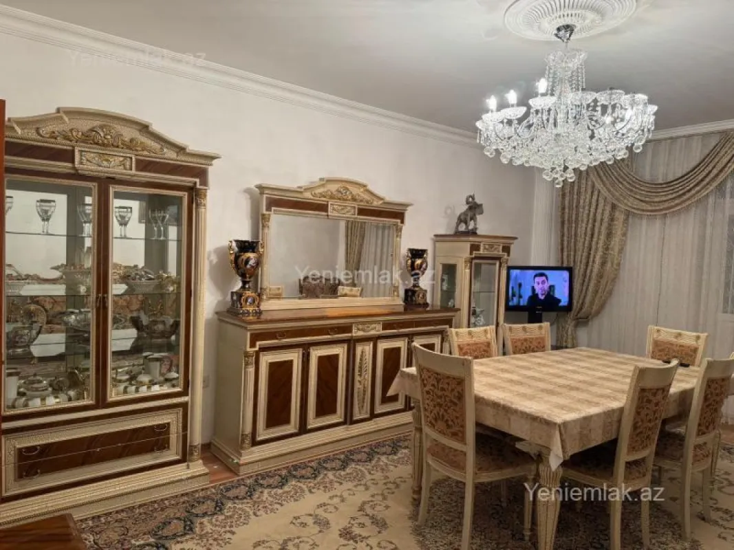 Satılır 3 otaqlı yeni tikili 110 m²