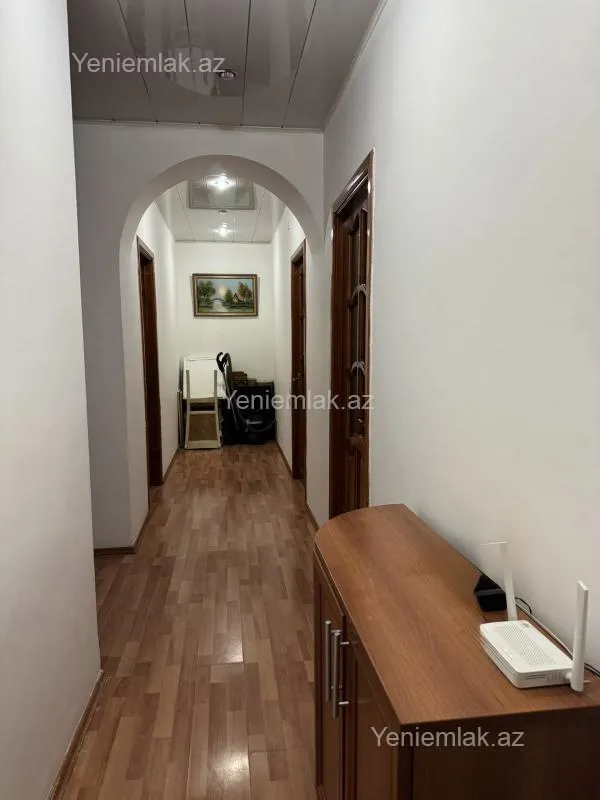 Satılır 3 otaqlı yeni tikili 110 m²