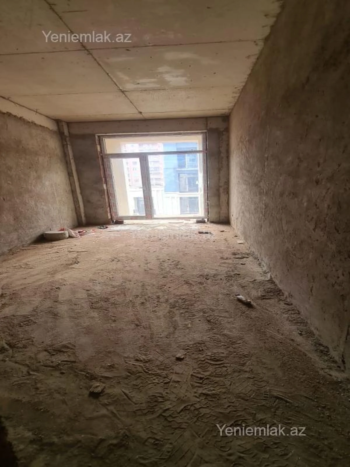 Satılır 2 otaqlı yeni tikili 70 m²