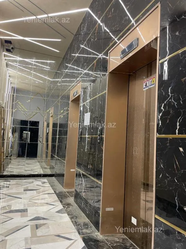 Satılır 2 otaqlı yeni tikili 70 m²