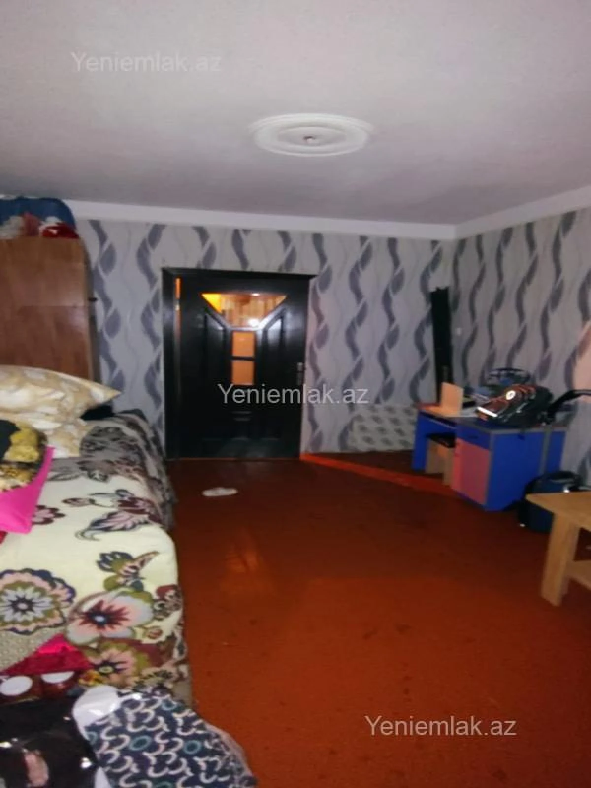 Satılır 3 otaqlı köhnə tikili 70 m²