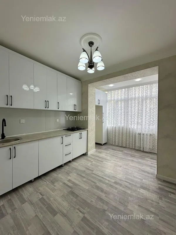 Satılır 2 otaqlı köhnə tikili 60 m²