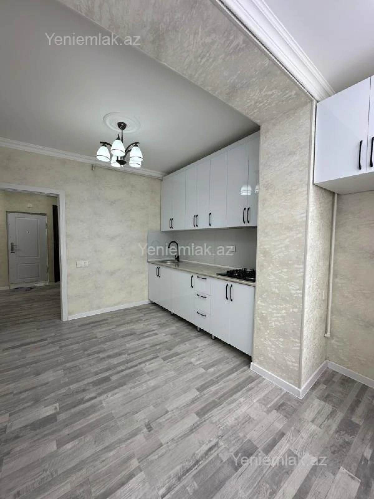 Satılır 2 otaqlı köhnə tikili 60 m²