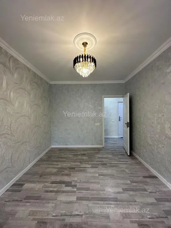 Satılır 2 otaqlı köhnə tikili 60 m²