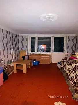 Satılır 3 otaqlı köhnə tikili 74 m²