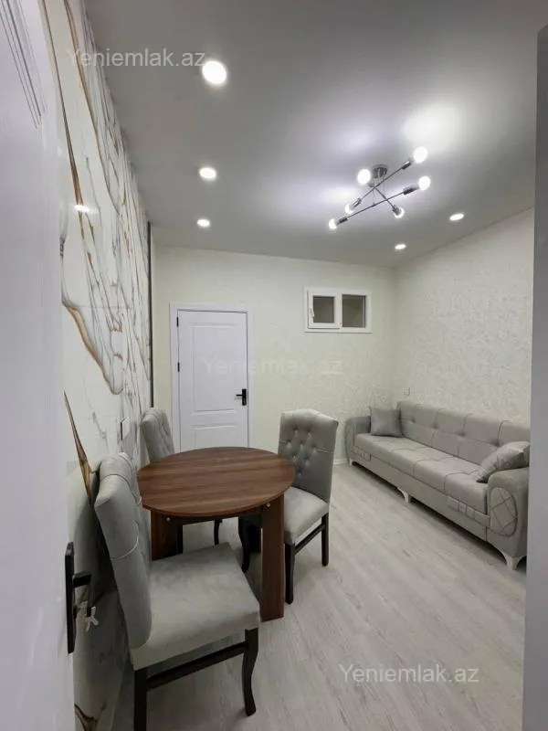 Satılır 2 otaqlı yeni tikili 31 m²