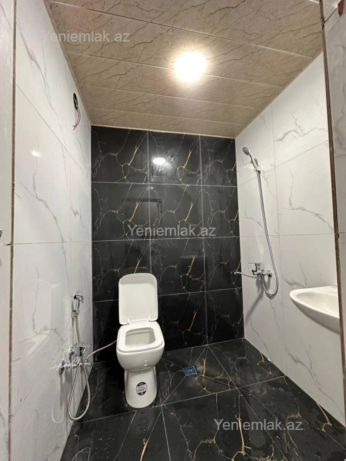 Satılır 2 otaqlı yeni tikili 31 m²