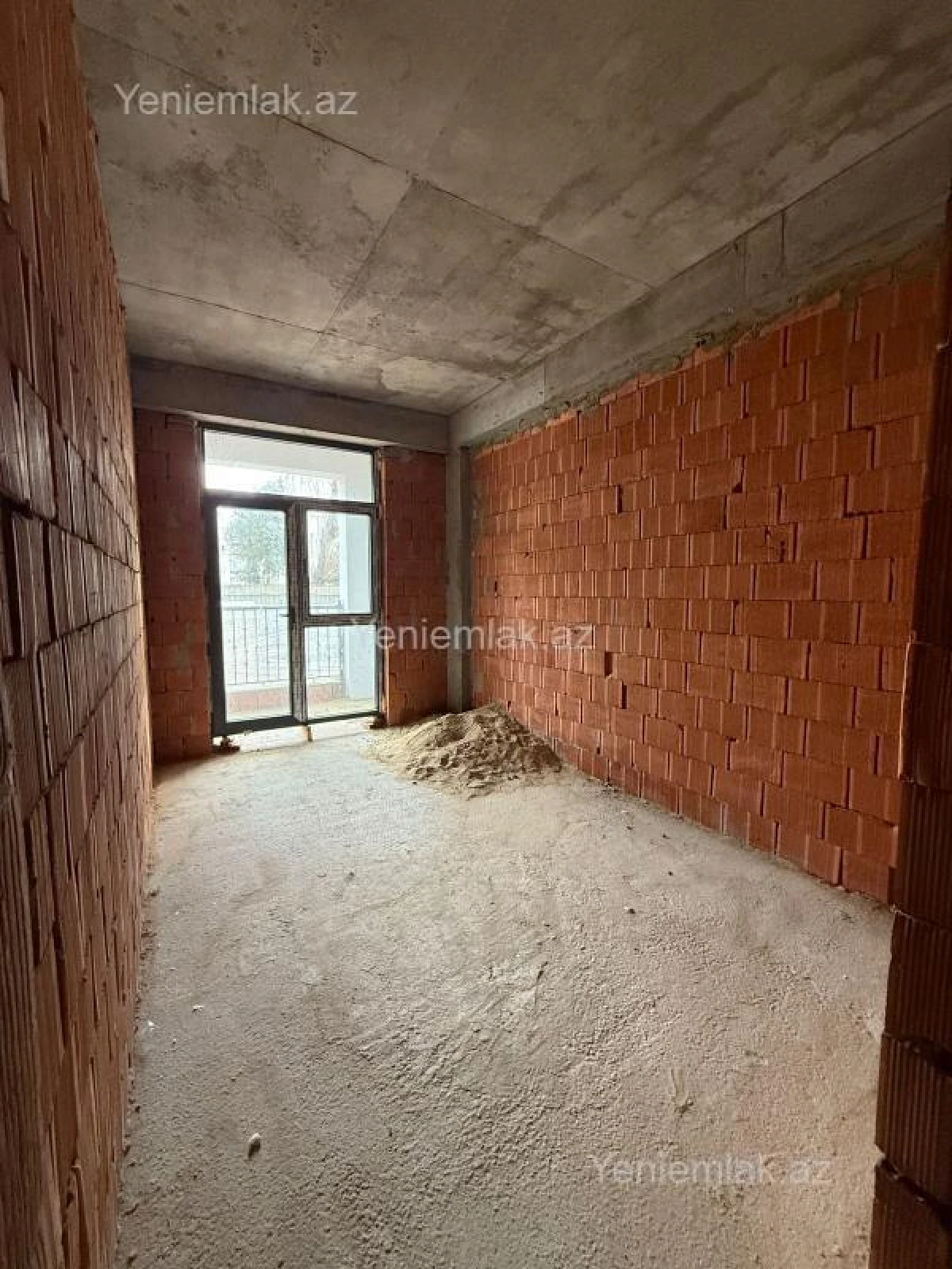 Satılır 1 otaqlı yeni tikili 57 m²