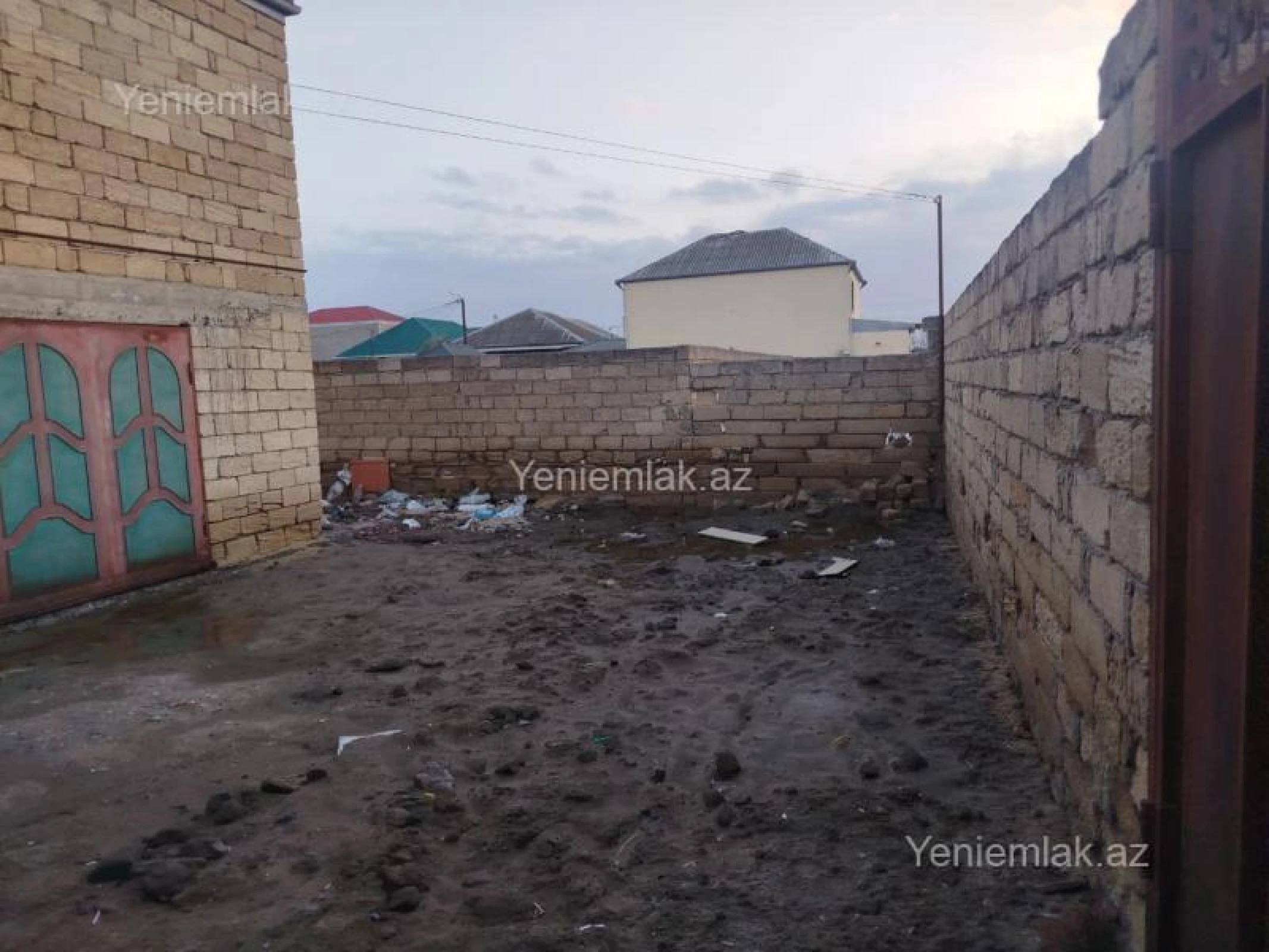 Satılır 4 otaqlı həyət evi 130 m²