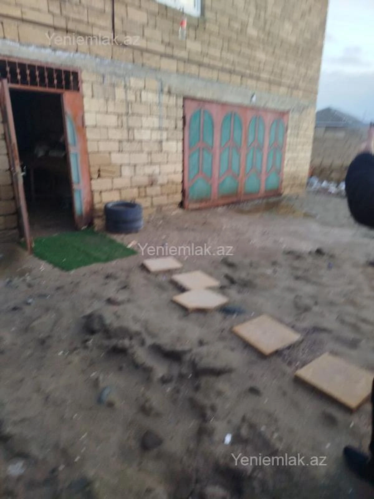 Satılır 4 otaqlı həyət evi 130 m²