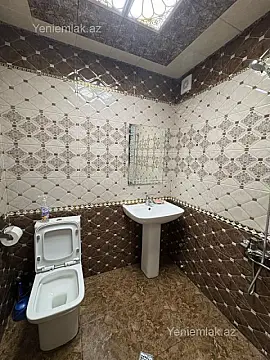 Satılır 2 otaqlı köhnə tikili 56 m²