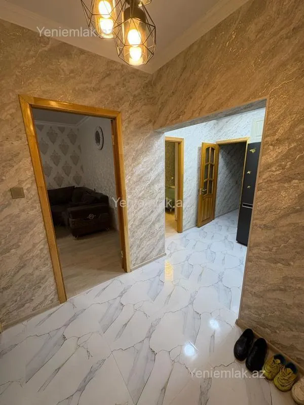 Satılır 2 otaqlı köhnə tikili 56 m²