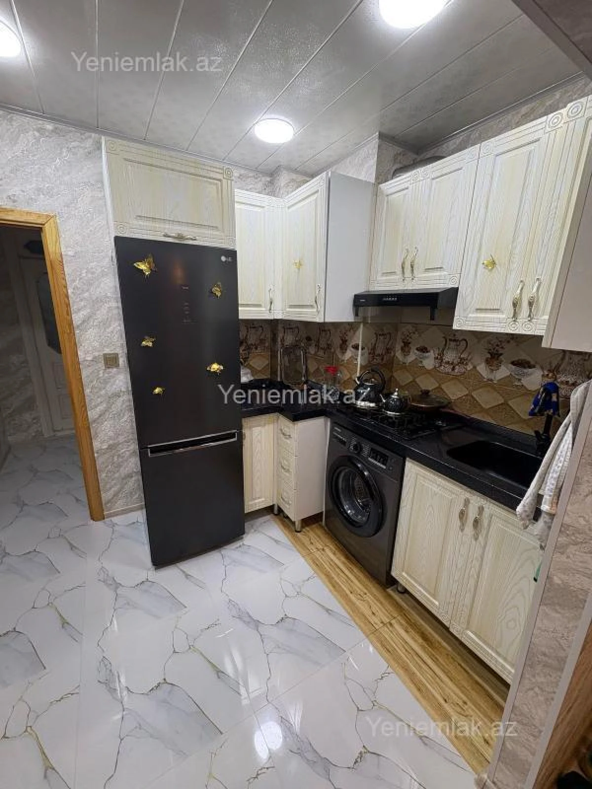Satılır 2 otaqlı köhnə tikili 56 m²
