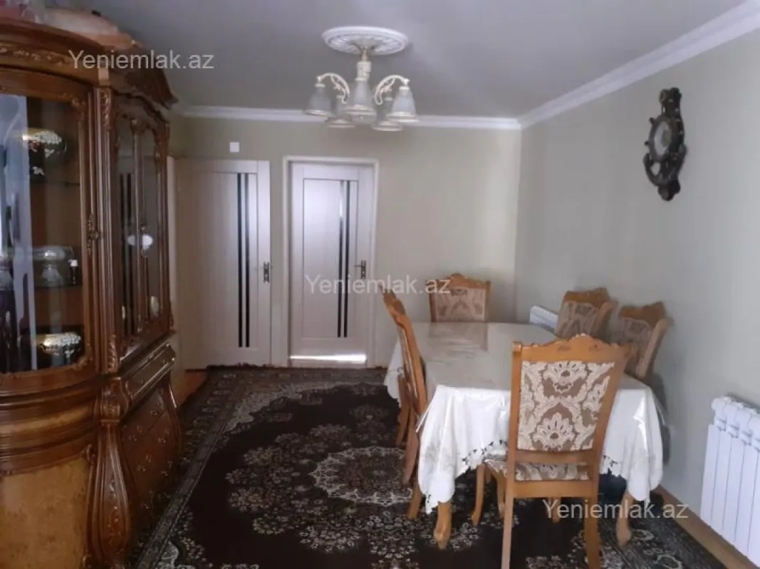 Satılır 4 otaqlı köhnə tikili 95 m²