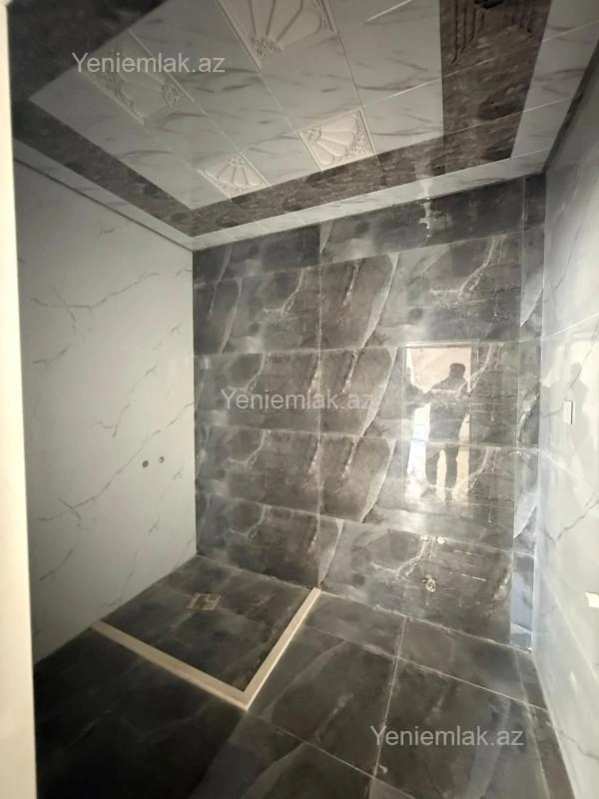 Satılır 5 otaqlı həyət evi 210 m²