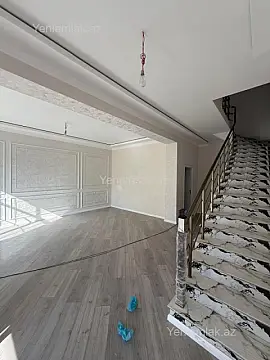 Satılır 5 otaqlı həyət evi 210 m²