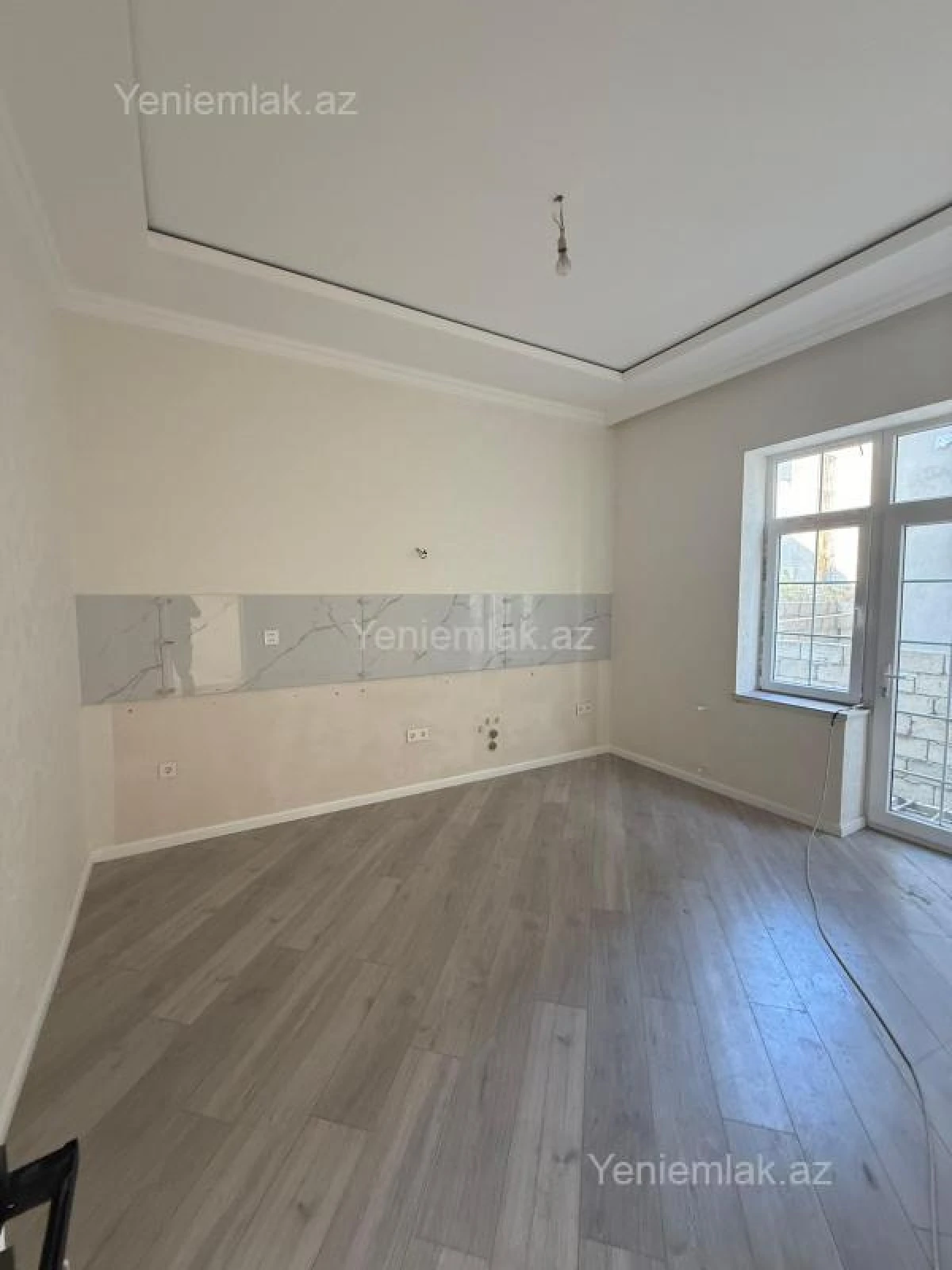 Satılır 5 otaqlı həyət evi 210 m²