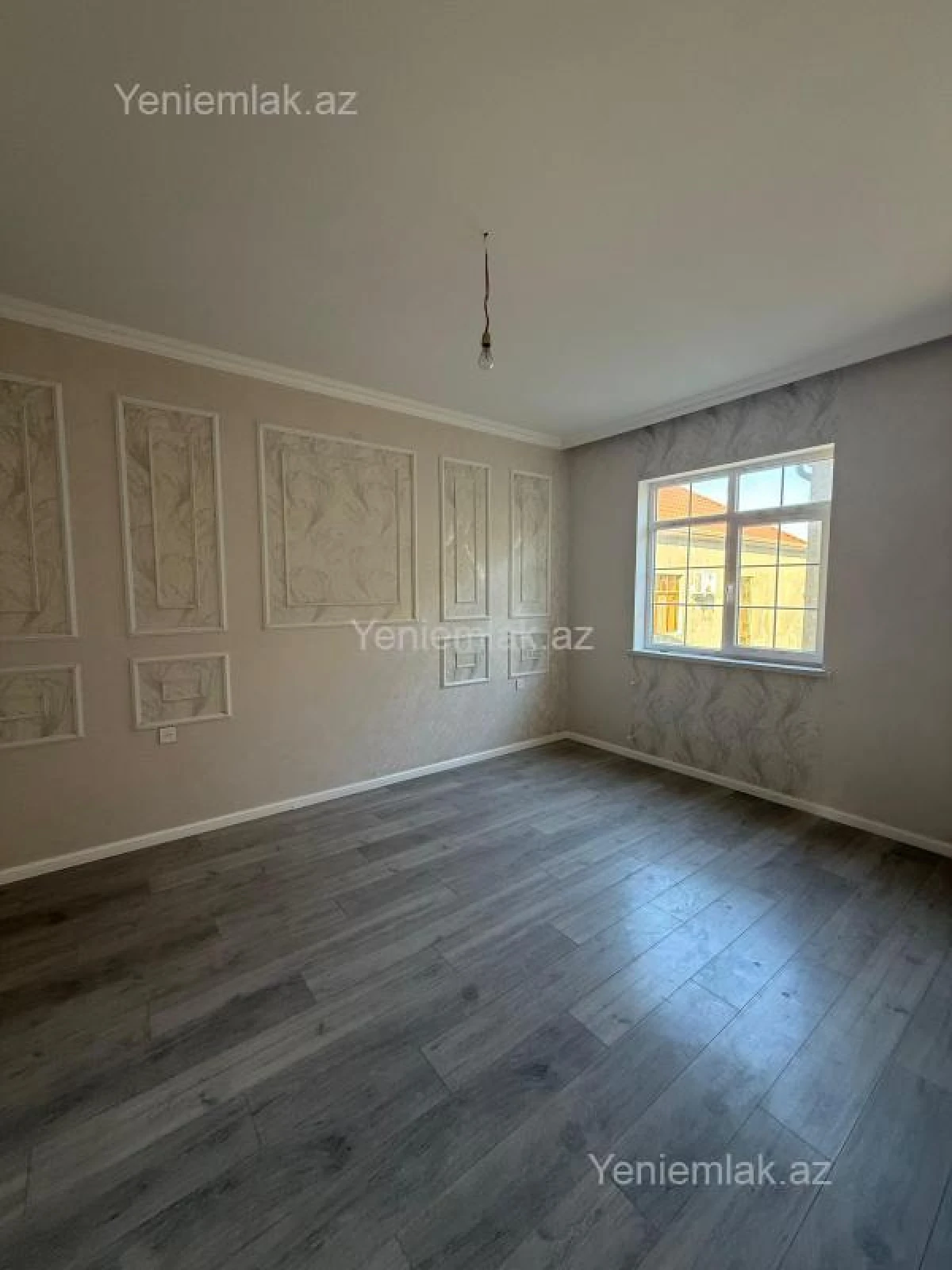 Satılır 5 otaqlı həyət evi 210 m²