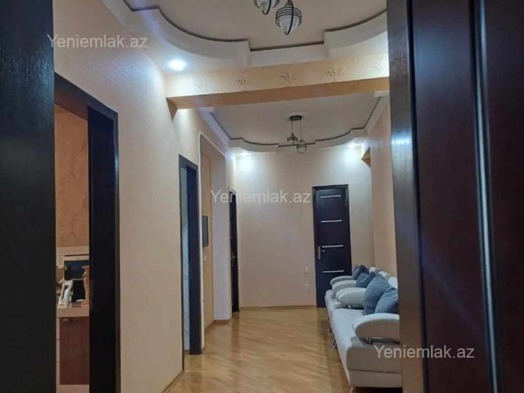 Satılır 3 otaqlı yeni tikili 125 m²