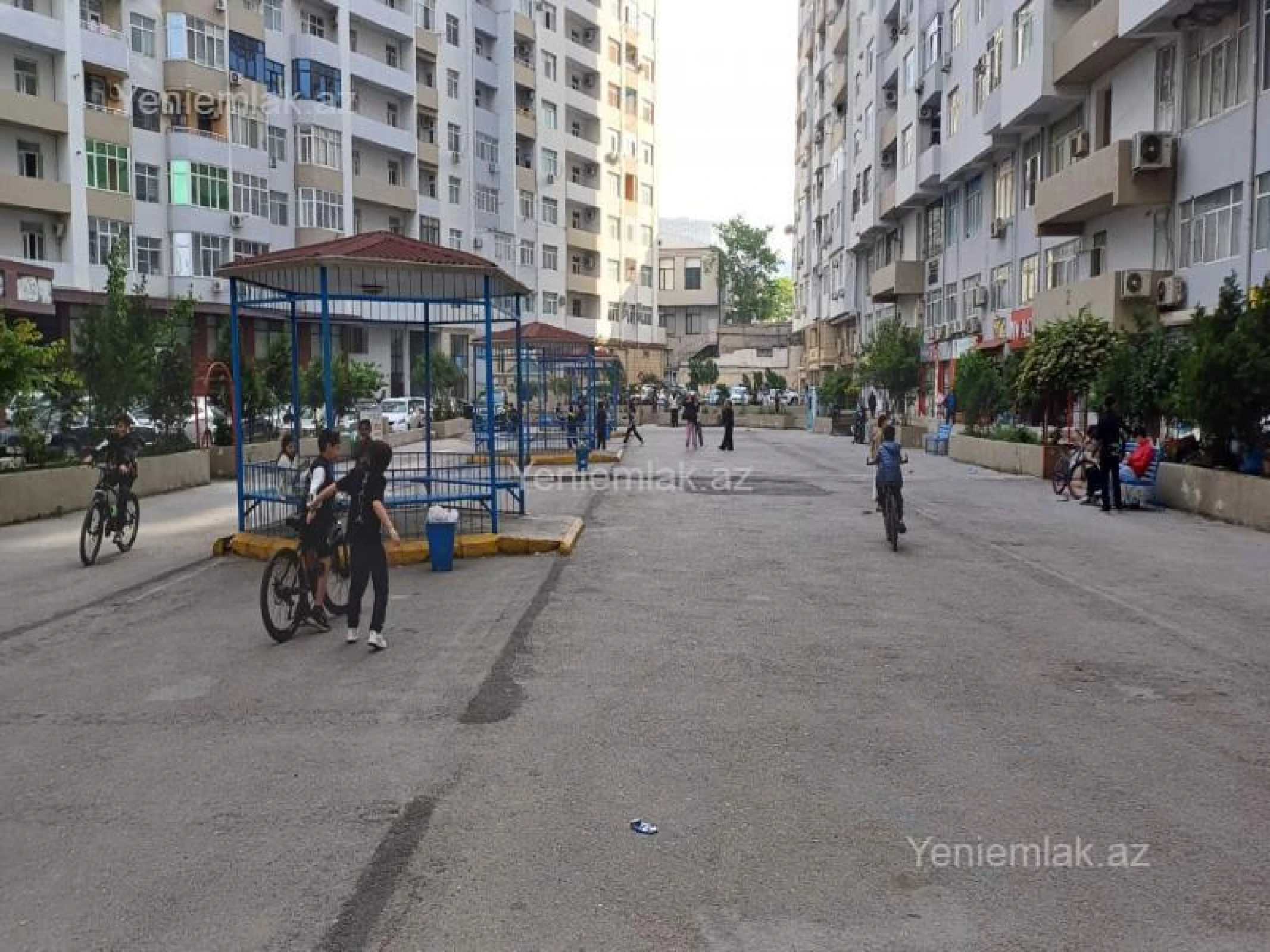 Satılır 3 otaqlı yeni tikili 125 m²