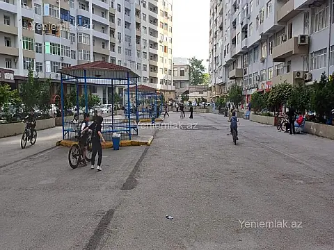 Satılır 3 otaqlı yeni tikili 125 m²