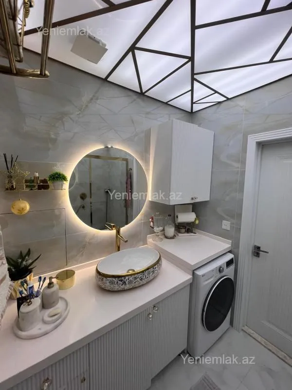 Satılır 3 otaqlı yeni tikili 107 m²