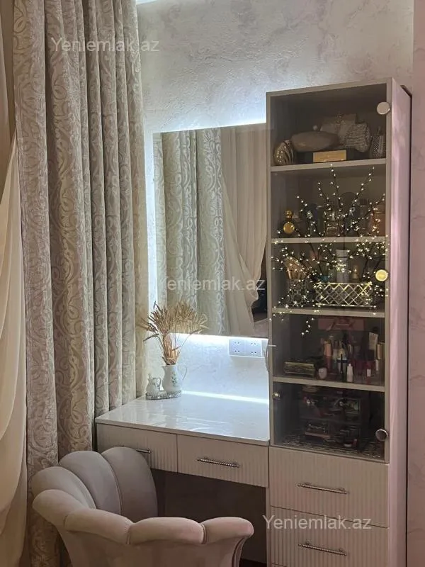 Satılır 3 otaqlı yeni tikili 107 m²