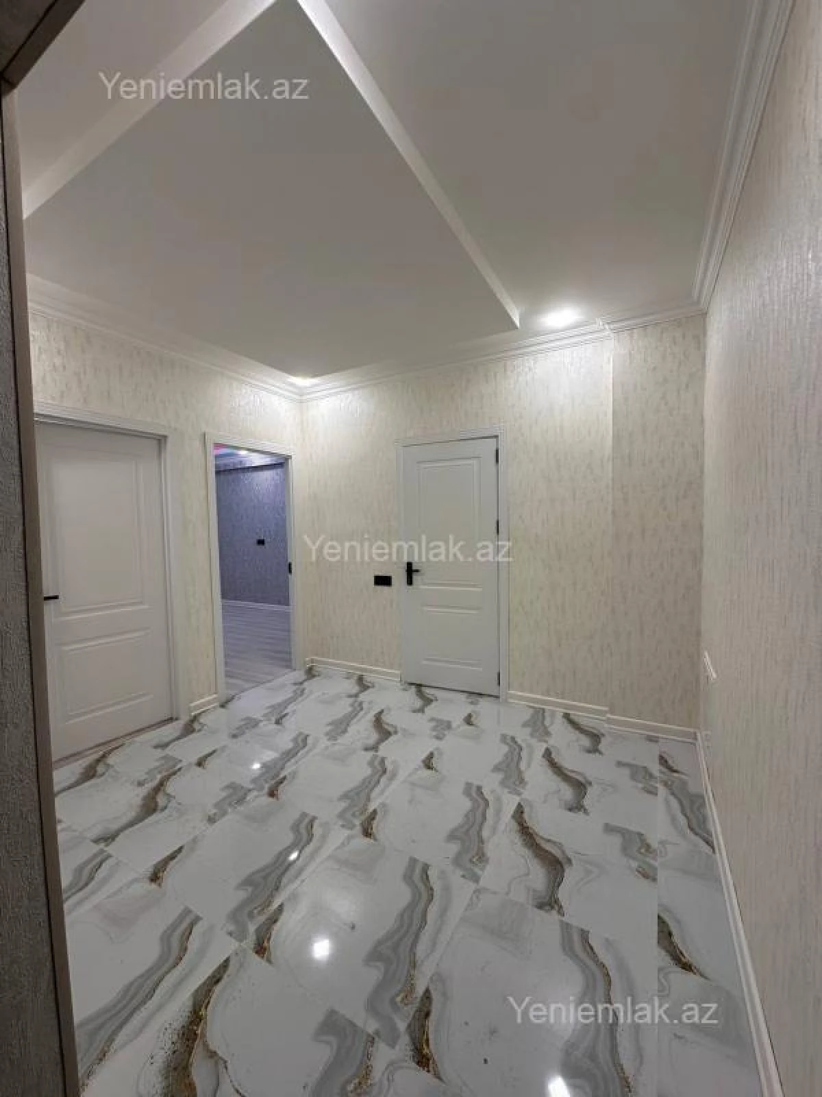 Satılır 2 otaqlı yeni tikili 62 m²