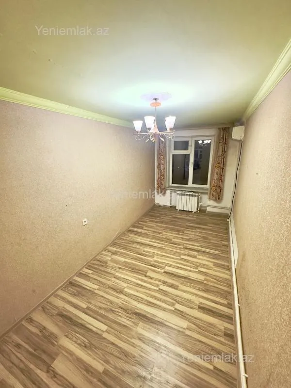 Satılır 2 otaqlı köhnə tikili 58 m²