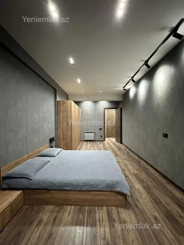 Satılır 4 otaqlı yeni tikili 150 m²