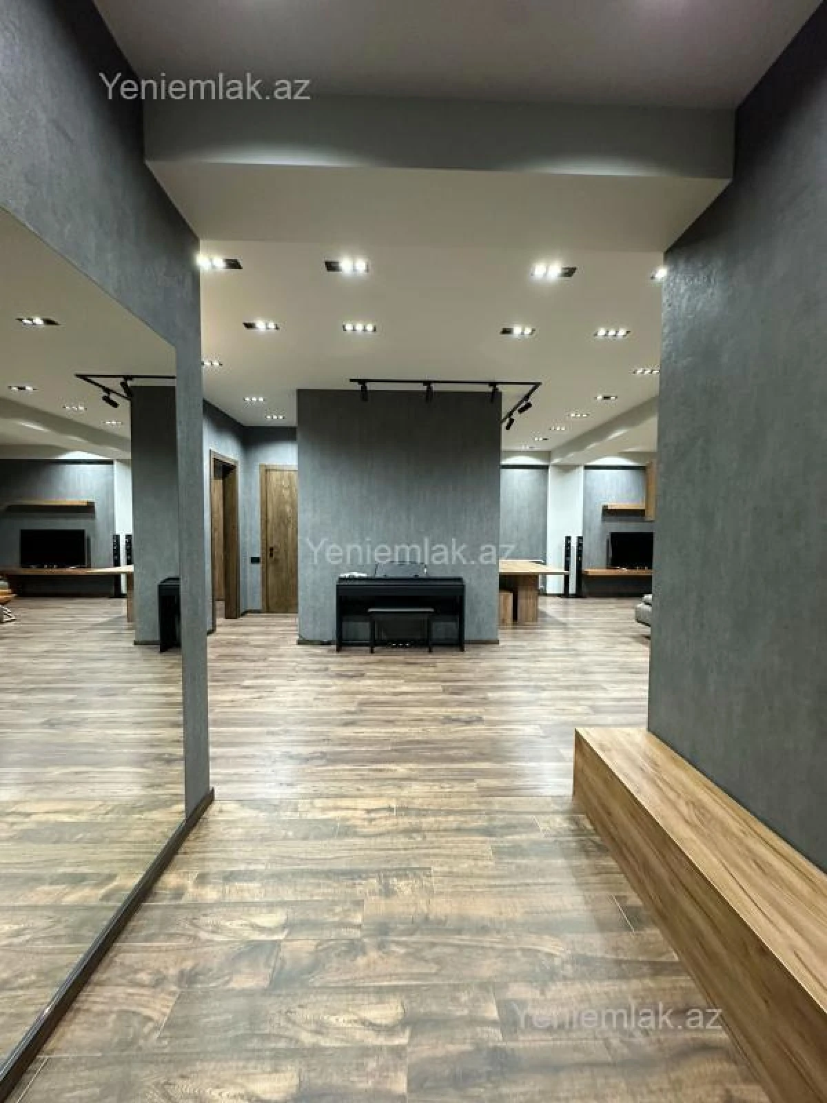 Satılır 4 otaqlı yeni tikili 150 m²