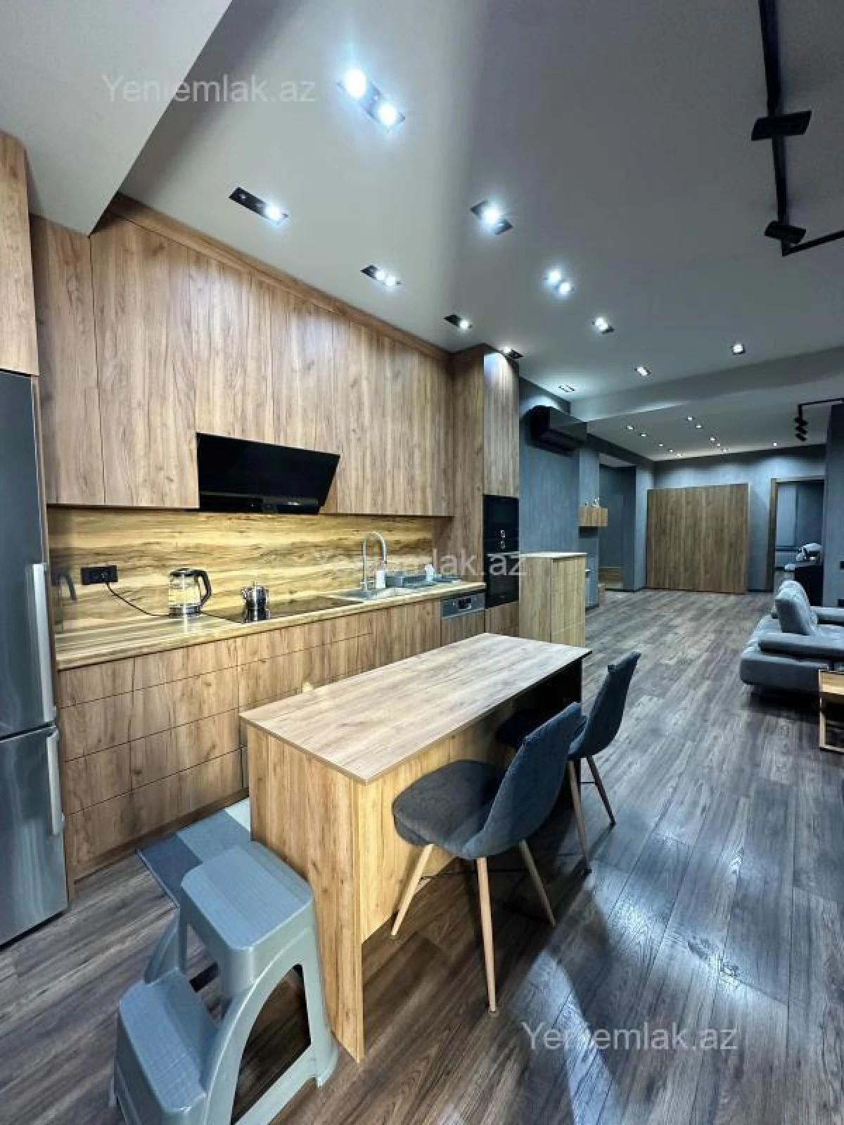 Satılır 4 otaqlı yeni tikili 150 m²