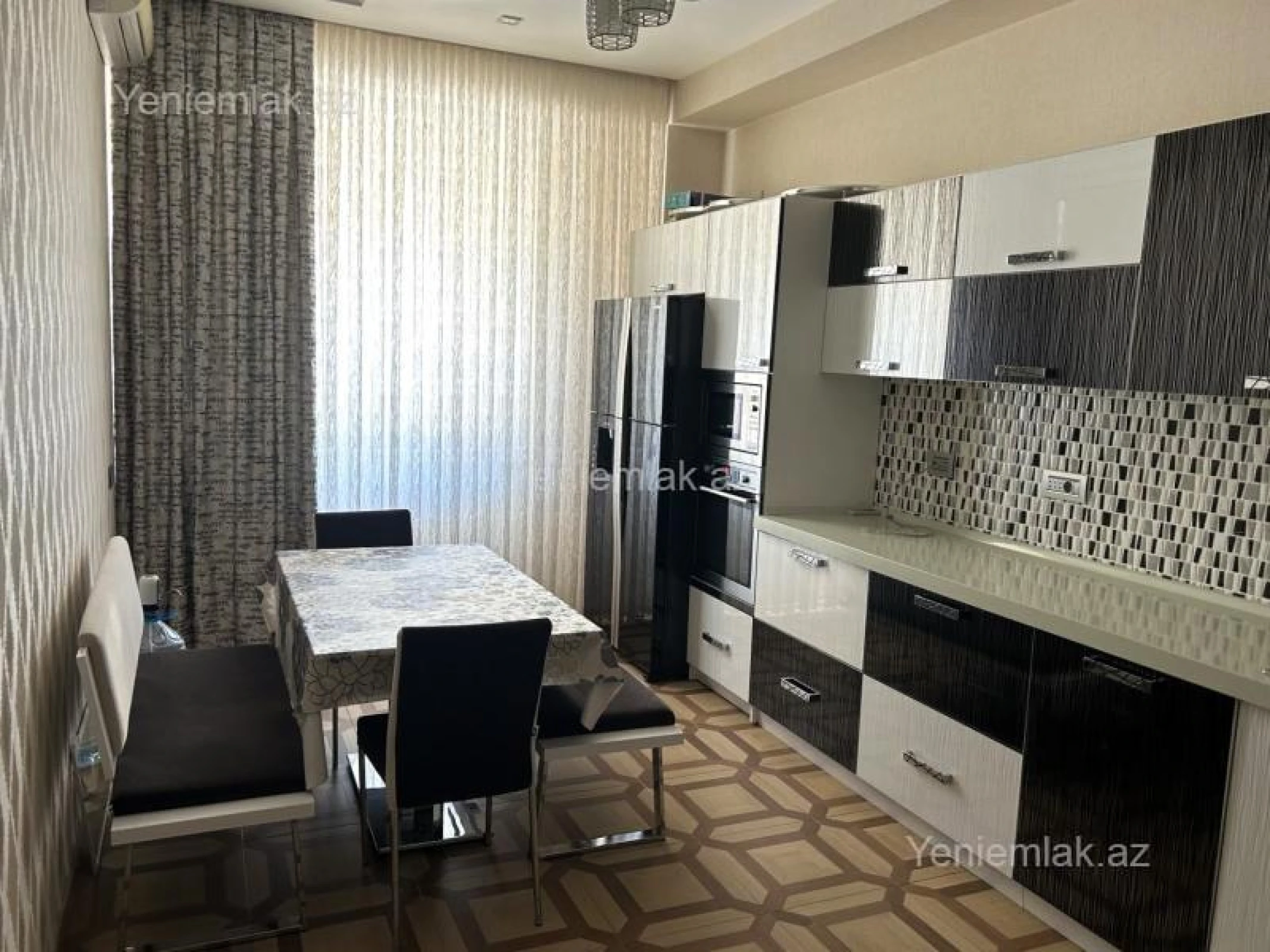 Satılır 3 otaqlı yeni tikili 138 m²