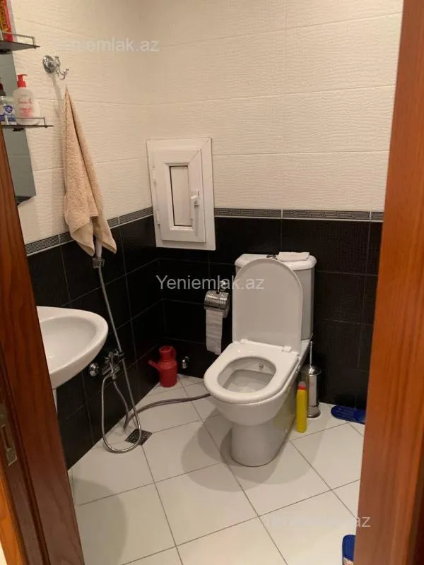 Satılır 3 otaqlı yeni tikili 120 m²